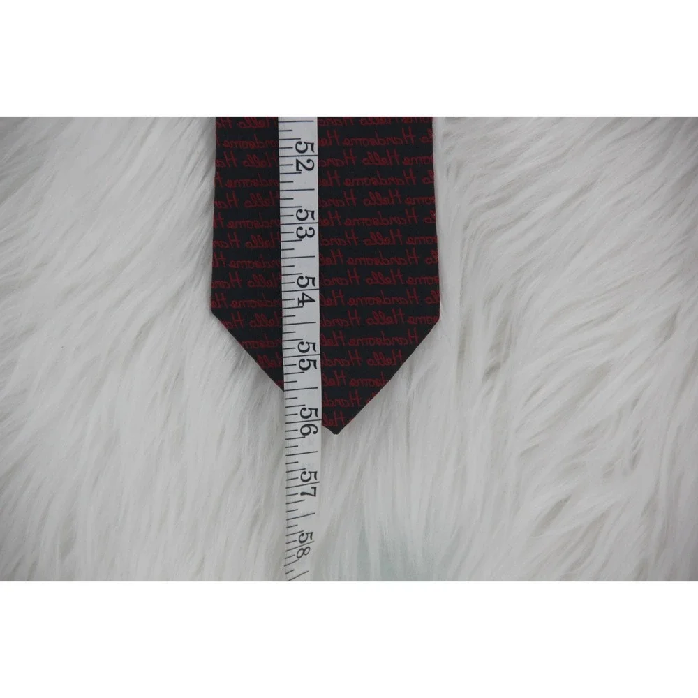 Alynn Neckwear great necktie
